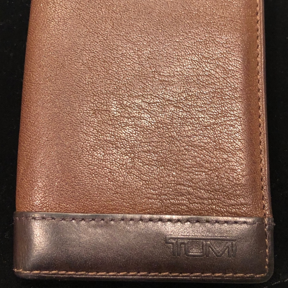 TUMI ID Lock Leather Card Case